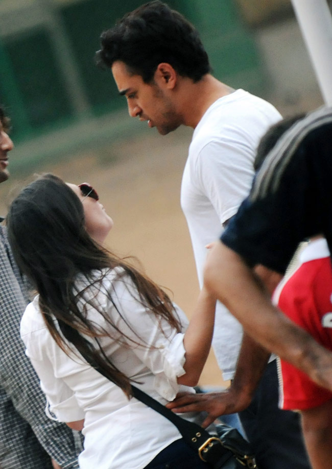 ...जब पूरे परिवार के साथ फुटबॉल खेलने निकले आमिर | आमिर खान