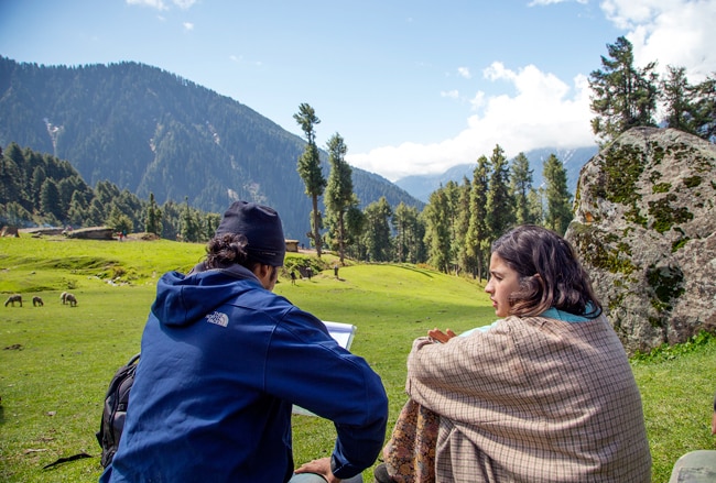 कश्‍मीर की हसीन वादियों में ‘हाईवे’ की शूटिंग