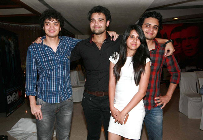 'एनिमी'  के म्यूजिक लांच पर उमड़े सितारे  | बॉलीवुड 2013