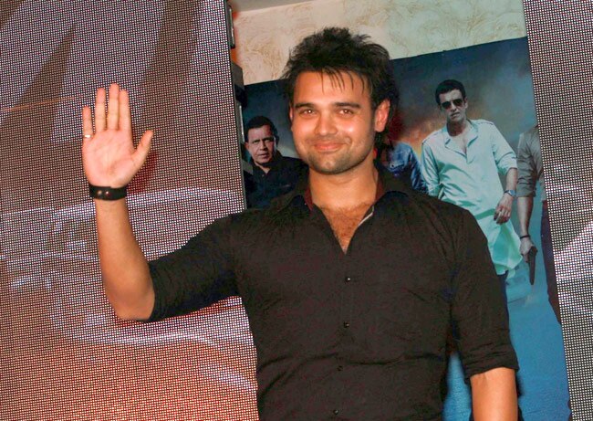 'एनिमी'  के म्यूजिक लांच पर उमड़े सितारे  | बॉलीवुड 2013