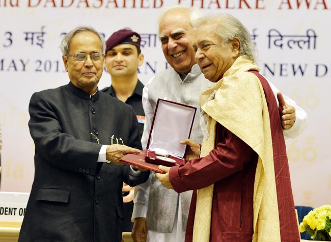 60वें नेशनल फिल्म अवार्ड्स में बॉलीवुड की धूम