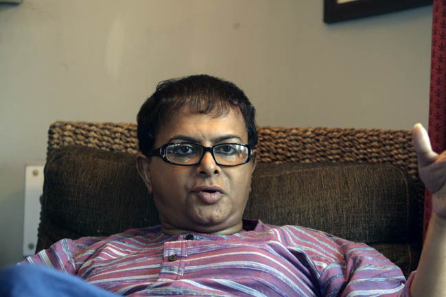 तस्‍वीरों में देखें निर्देशक ऋतुपर्णो घोष का जीवन...