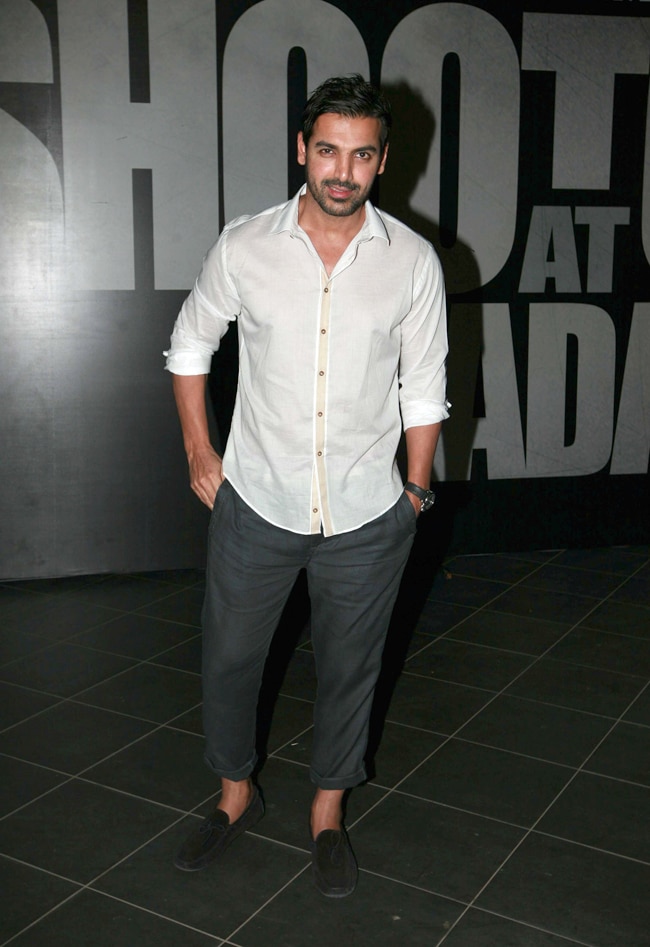 'शूटआउट...' की सक्‍सेस पार्टी में पहुंचे सितारे | First Look