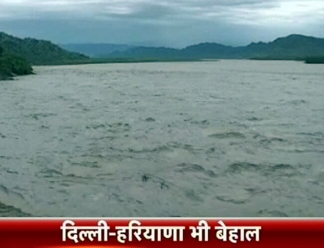 17 जून 2013: तस्वीरों में देखें दिनभर की खबरें