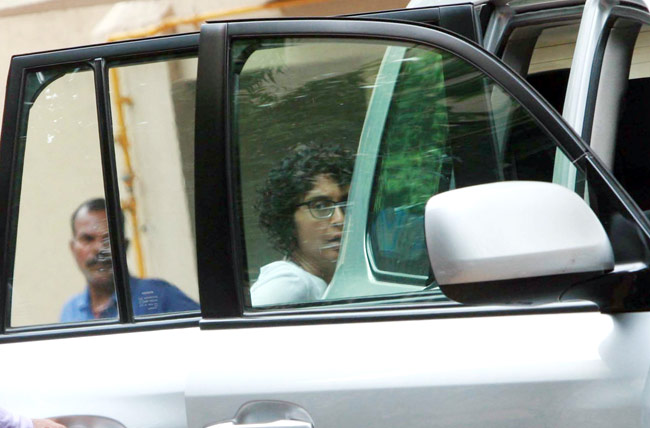 जिया खान को श्रद्धांजलि देने पहुंचा बॉलीवुड | सफरनामा