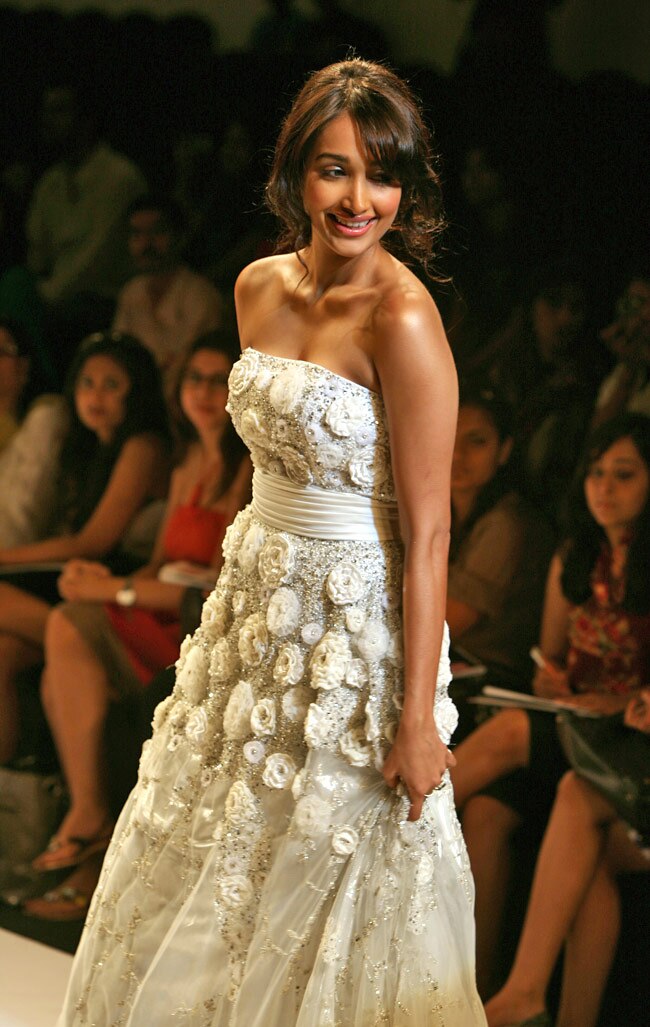 हसीनाएं, जिनकी मौत पर यकीं न हुआ