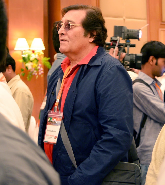 आडवाणी के नहीं आने से क्या रुकेगी मोदी की ताजपोशी?