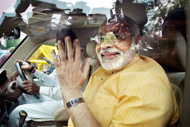 18 जून 2013: तस्वीरों में देखें दिनभर की खबरें