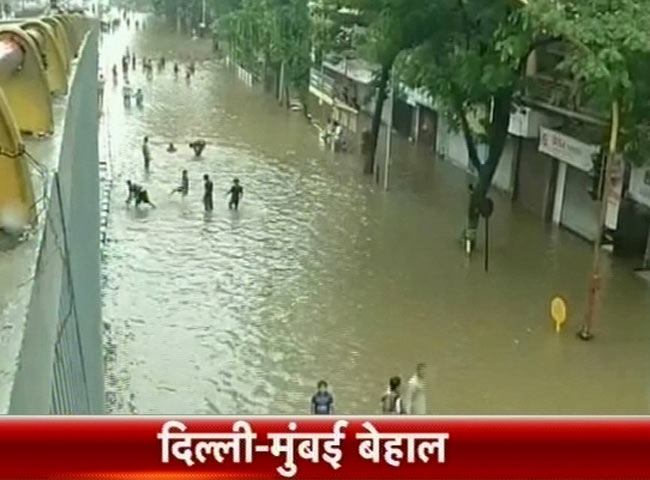 16 जून 2013: तस्वीरों में दिनभर की बड़ी खबरें