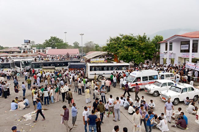 उत्तराखंड 'महाविनाश': बचा है लोगों का जज्बा और उम्मीद