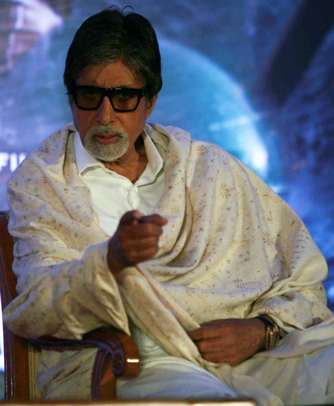 प्रकाश झा की फिल्‍म 'सत्‍याग्रह' का ट्रेलर लॉन्‍च