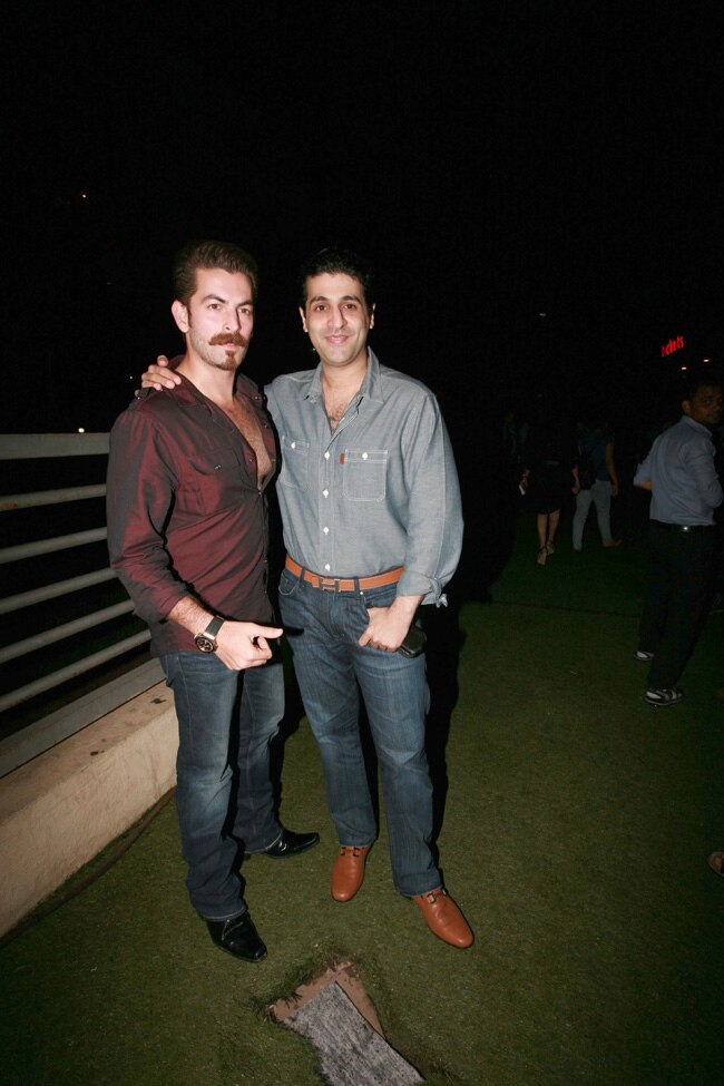 शॉर्टकट रोमियो की स्‍पेशल स्‍क्रीनिंग में पहुंचा बॉलीवुड