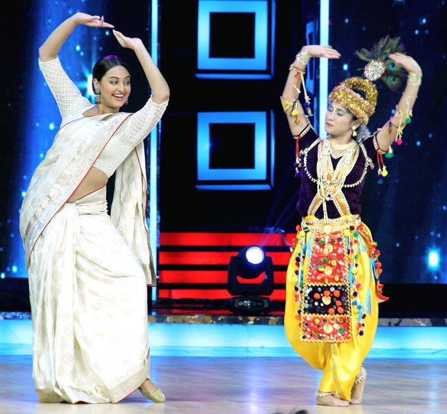 India's Dancing Superstars में दिखे रणवीर-सोनाक्षी