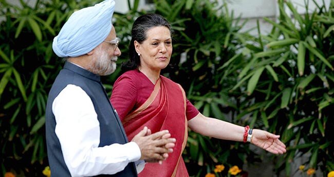 25 जून 2013: तस्वीरों में दिनभर की बड़ी खबरें