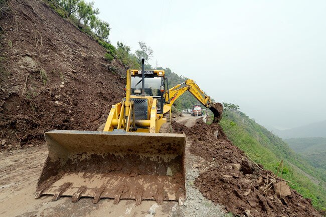 उत्तराखंड 'महाविनाश': बचा है लोगों का जज्बा और उम्मीद
