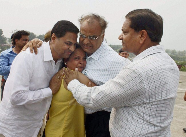 मरने वालों की संख्या पहुंची 680, रेस्क्यू ऑपरेशन जारी