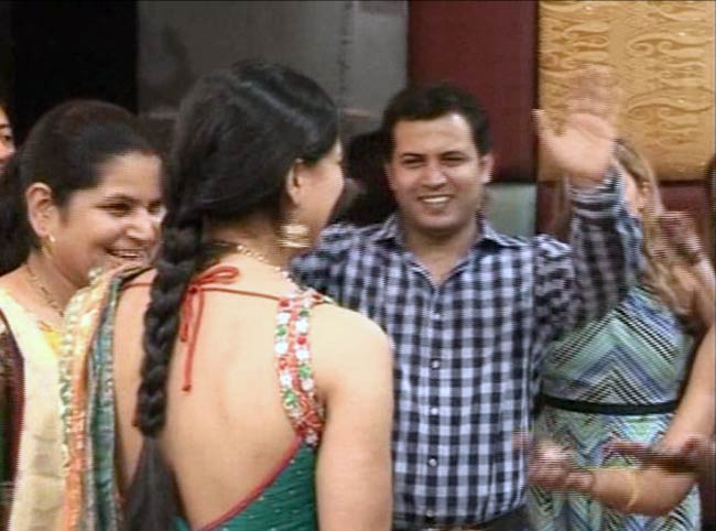 श्‍वेता तिवारी की मेहंदी की रस्‍म की पहली तस्‍वीरें | वीडियो