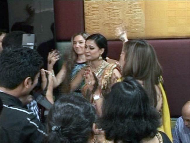 श्‍वेता तिवारी की मेहंदी की रस्‍म की पहली तस्‍वीरें | वीडियो