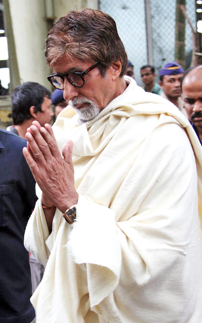 प्राण की अंतिम यात्रा में उमड़ी मायानगरी | सब छोड़ गए प्राण