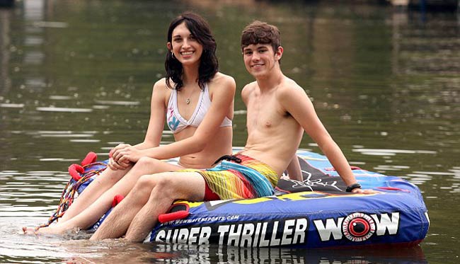 हौसला तो देखिए इस ट्रांसजेंडर कपल का, बदलवा डाले जेंडर