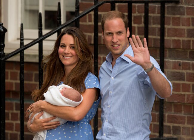 ये हैं ब्रिटेन के Royal Baby की पहली तस्‍वीरें...