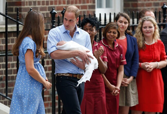 ये हैं ब्रिटेन के Royal Baby की पहली तस्‍वीरें...