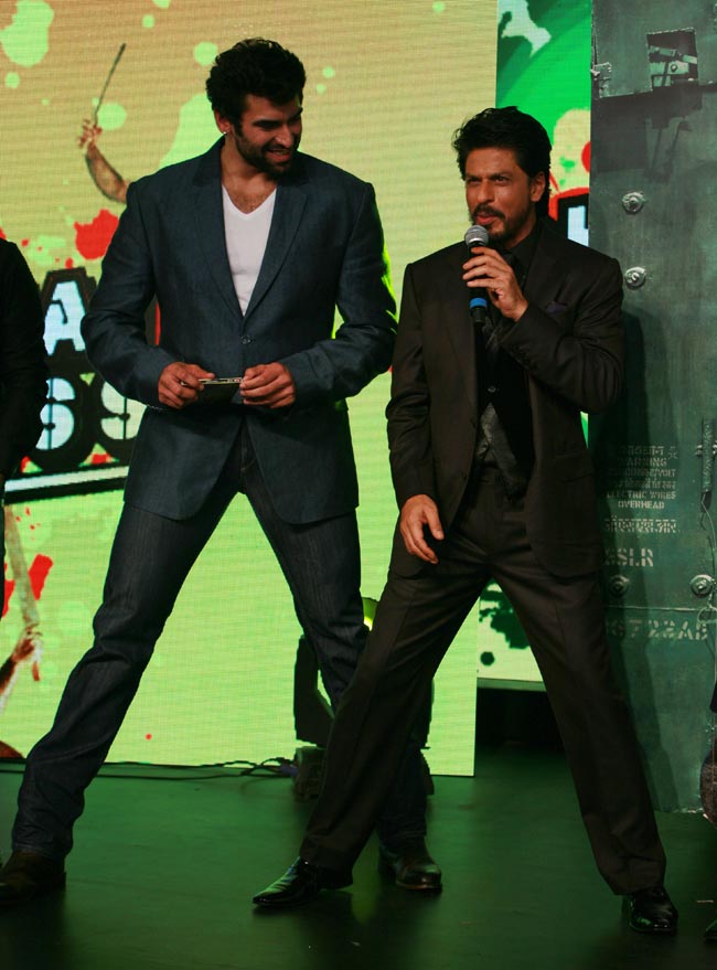 'चेन्नई एक्सप्रेस' के म्यूजिक लॉन्च पर सितारों की मस्ती