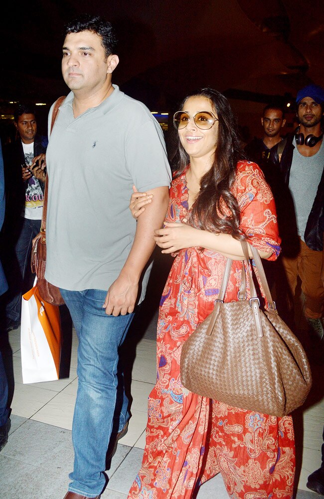 IIFA 2013 से घर लौटे सितारे | विद्या सर्वश्रेष्ठ अदाकारा