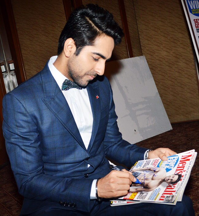 'मेन्‍स हेल्थ' के कवर पर पॉवरफुल आयुष्मान खुराना