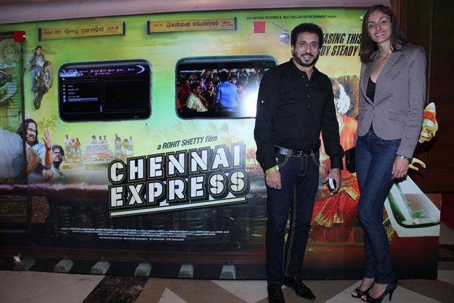 'चेन्नई एक्सप्रेस' के म्यूजिक लॉन्च पर सितारों की मस्ती