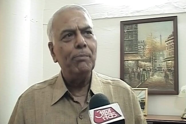 15 जुलाई 2013: तस्वीरों में दिनभर की बड़ी खबरें