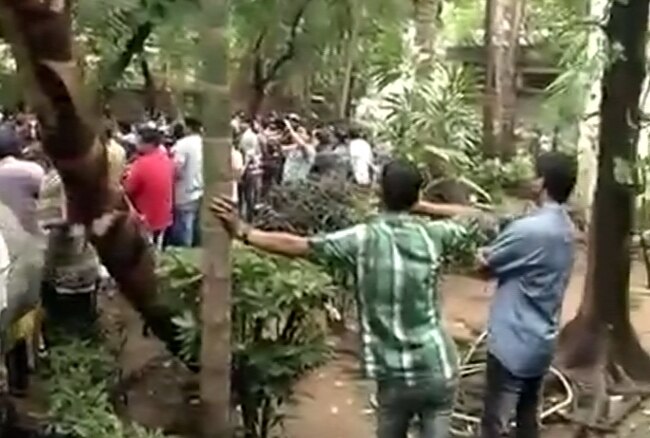 प्राण की अंतिम यात्रा में उमड़ी मायानगरी | सब छोड़ गए प्राण