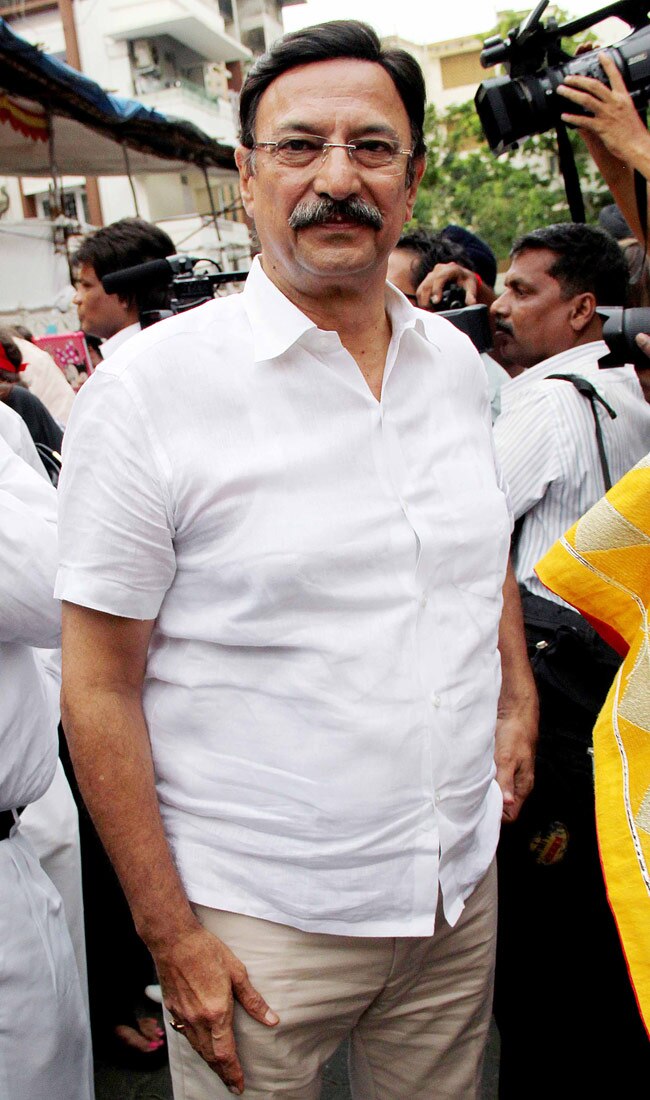 प्राण साहब की 'प्रेयर मीट' में उमड़ा बॉ़लीवुड