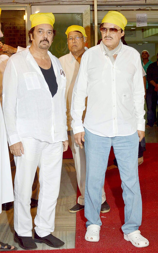 प्राण साहब की 'प्रेयर मीट' में उमड़ा बॉ़लीवुड