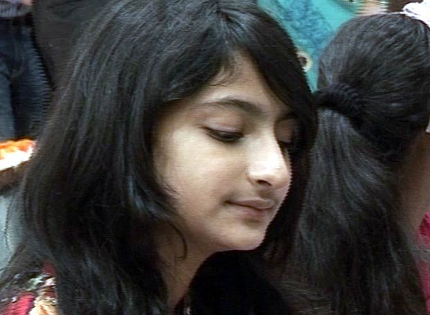 श्‍वेता तिवारी की मेहंदी की रस्‍म की पहली तस्‍वीरें | वीडियो