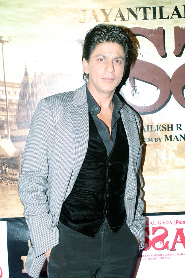 'इसक' के प्रीमियर पर पहुंचे शाहरुख, आमिर