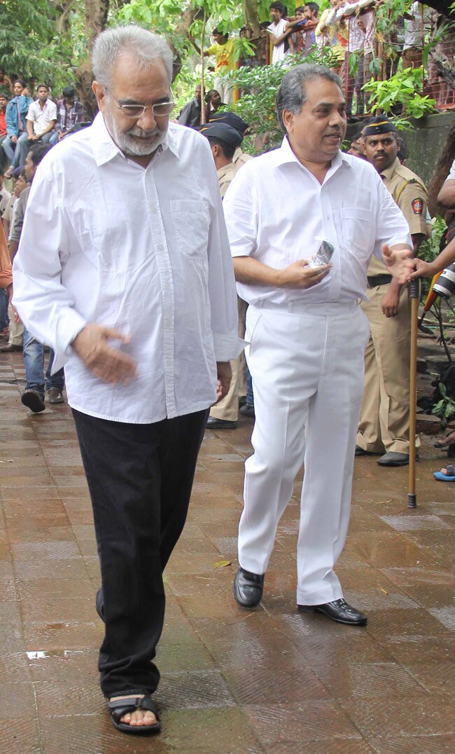 प्राण की अंतिम यात्रा में उमड़ी मायानगरी | सब छोड़ गए प्राण