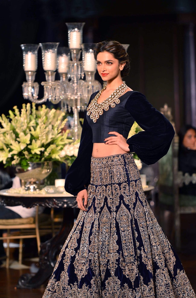 धमाकेदार रहा ‘कुटूर फैशन वीक 2013’ का चौथा दिन