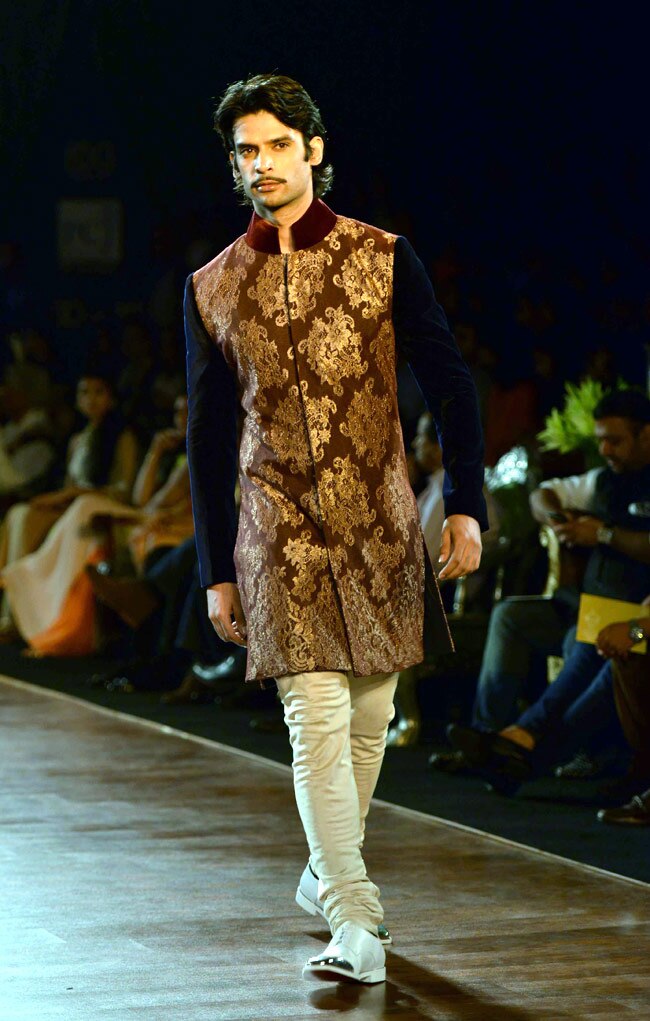 धमाकेदार रहा ‘कुटूर फैशन वीक 2013’ का चौथा दिन