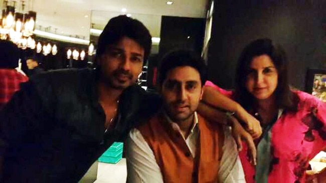 किंग खान की ईद पार्टी के 'अंदर' का नजारा