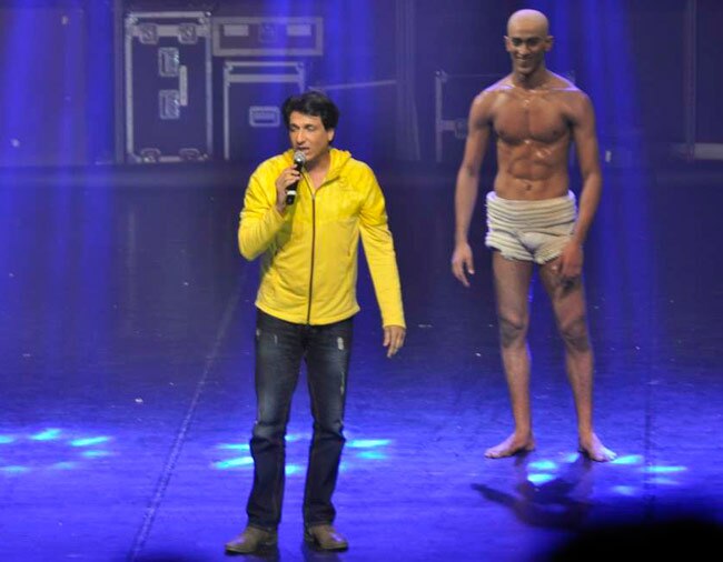 शामक डावर के नए प्रोडक्शन सेलकॉथ में जेनेलिया-लारा