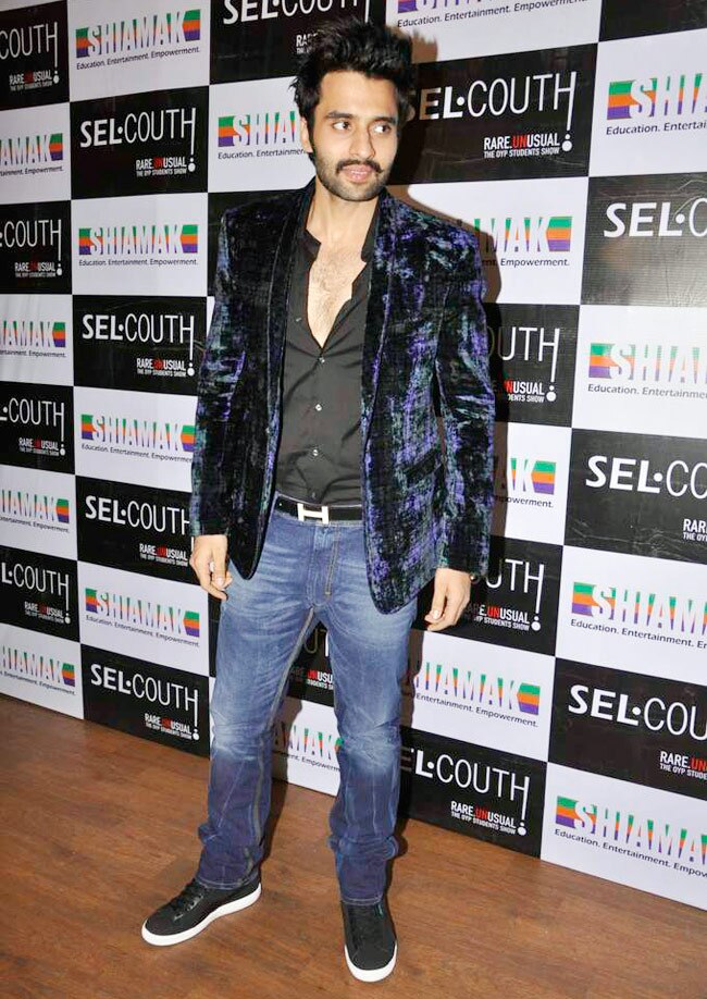 शामक डावर के नए प्रोडक्शन सेलकॉथ में जेनेलिया-लारा