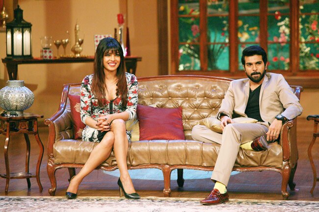 तस्वीरों में: प्रियंका चोपड़ा का अजीबोगरीब डांस