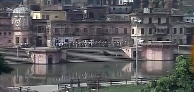 84 कोसी परिक्रमा पर गरमाई सियासत