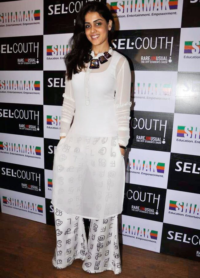 शामक डावर के नए प्रोडक्शन सेलकॉथ में जेनेलिया-लारा