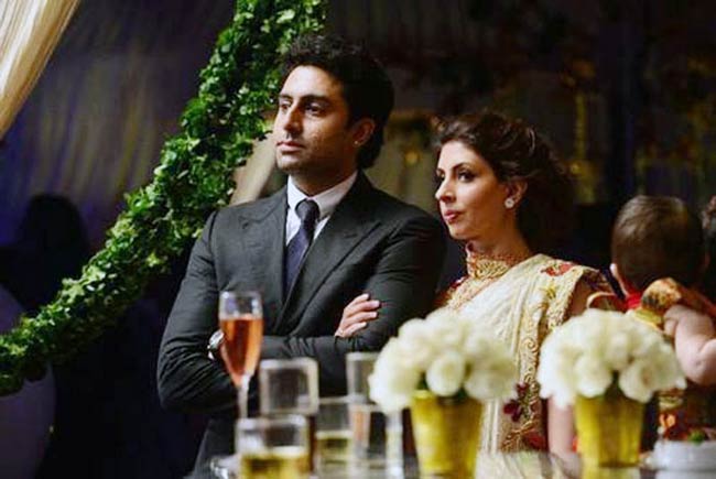 ऐश्वर्या बच्चन को कड़ी टक्‍कर दे रही हैं नव्‍या