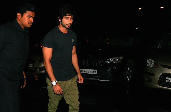 'फटा पोस्टर निकला हीरो' की रैप पार्टी में सितारों का जलवा