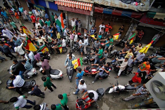 किश्तवाड़ हिंसा के बाद जल उठा जम्मू