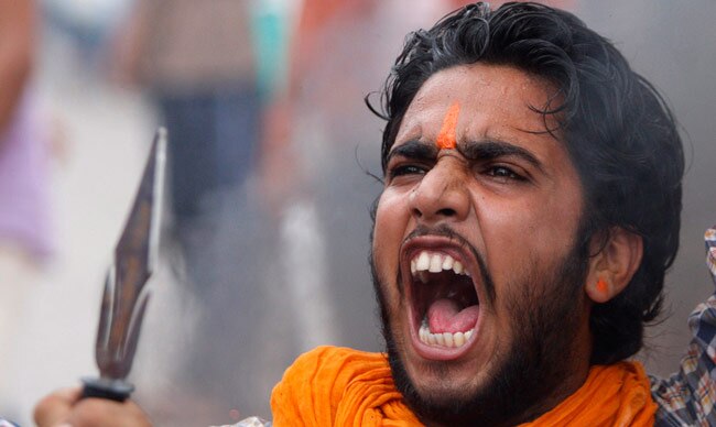 किश्तवाड़ हिंसा के बाद जल उठा जम्मू