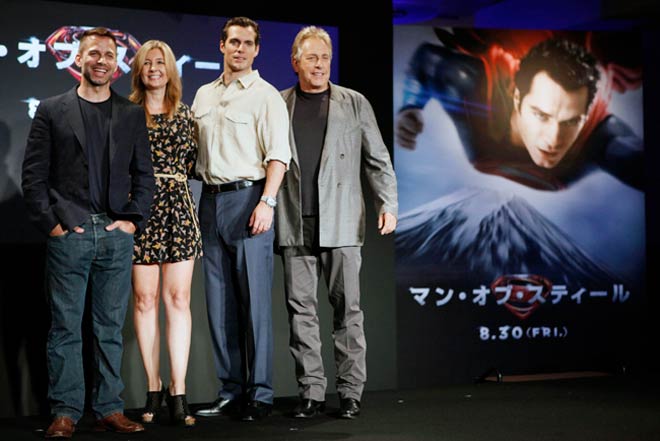 टोकियो में दिखा 'मैन ऑफ स्टील' का जलवा